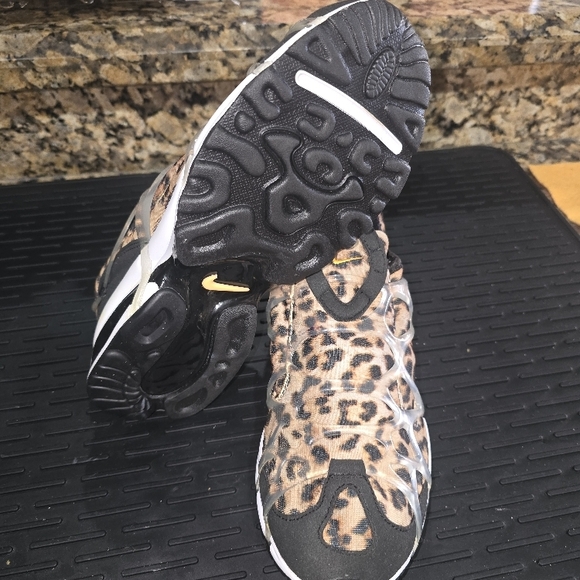 Unisex Nike Air Kukini SE Leopard - Picture 9 of 10